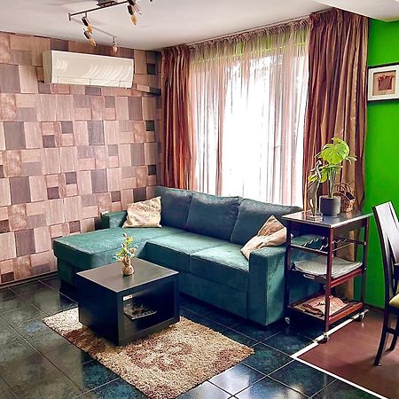 The Green Apartment - Free Parking София Экстерьер фото